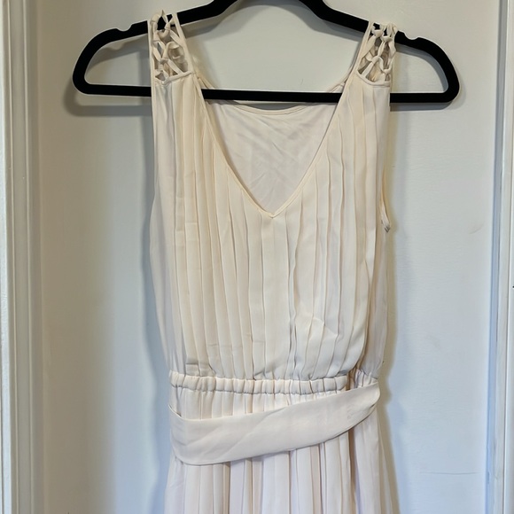 Jessica Simpson formal dress size 10 pale peach color VGUC - Picture 2 of 3